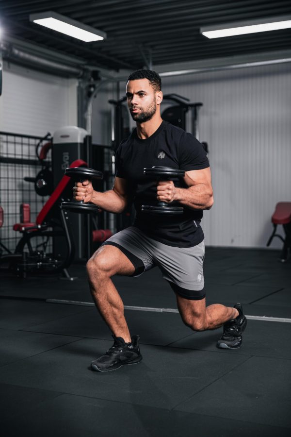 ⁦GORILLA WEAR | מכנס קצר עם טייץ' דגם Cortez 2-in-1 צבע אפור⁩ – תמונה ⁦8⁩